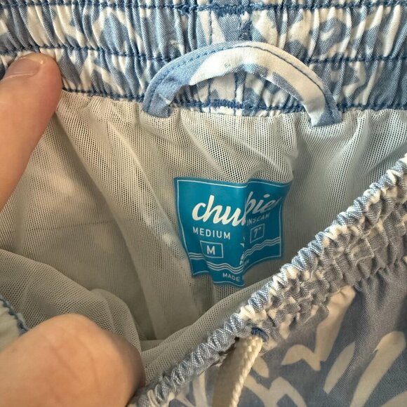 Chubbies Men's Swim Shorts Size Medium Color Blue White - Picture 4 of 4